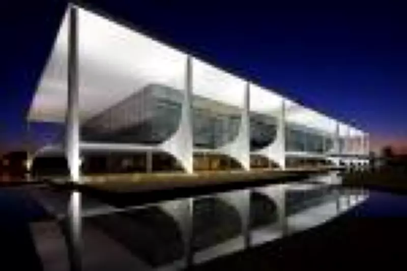 Governo inclui pandemia, clima e IA na segurança nacional e reduz poder militar