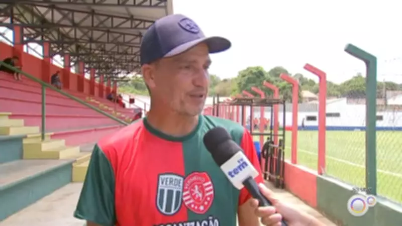 Guareí (SP) para para torneio de futebol que divide cidade há 86 anos durante o Carnaval