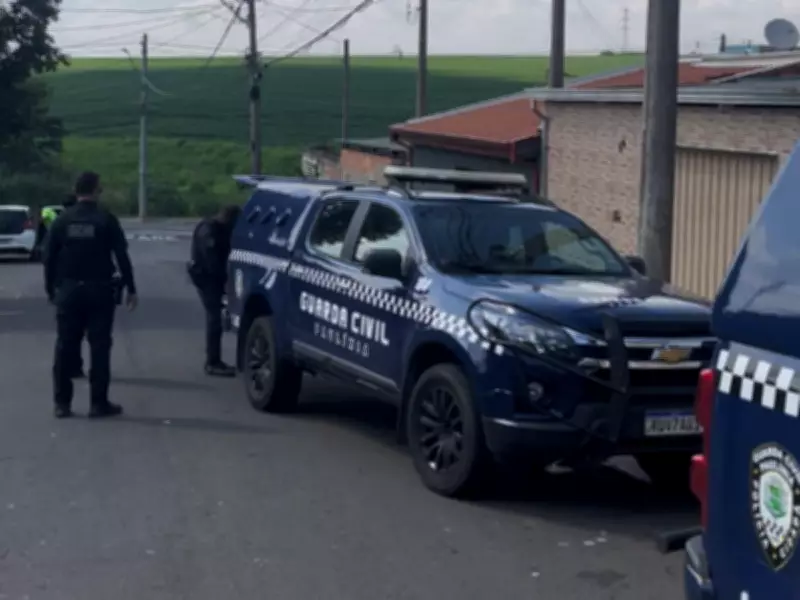 Homem agride ex-companheira, instiga pit bulls contra guardas e é preso em Paulínia