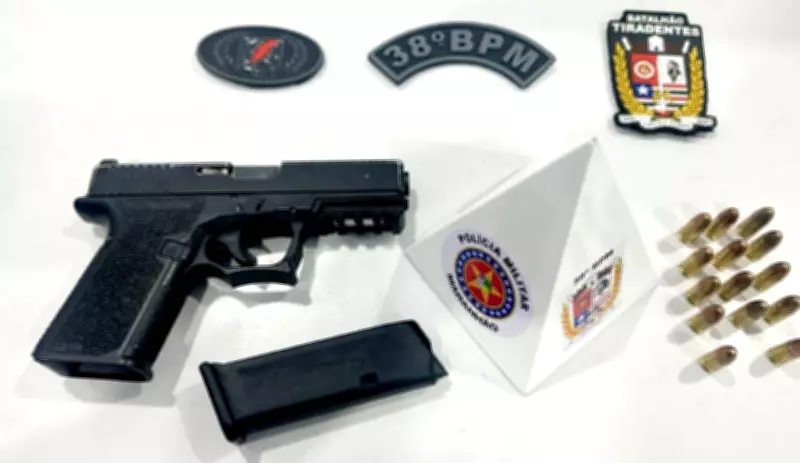 Homem com histórico criminal é preso em São Luís após ser flagrado com arma por câmeras do CIOPS