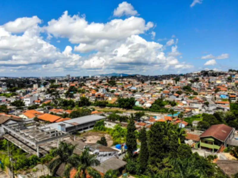 Homem morre e dois são presos após troca de tiros com PM em Ferraz de Vasconcelos
