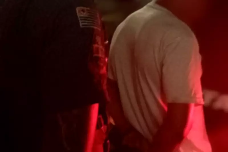 Homem é preso após ameaçar ex-mulher e enviar foto simulando esfaqueamento de filha com ketchup em Amparo