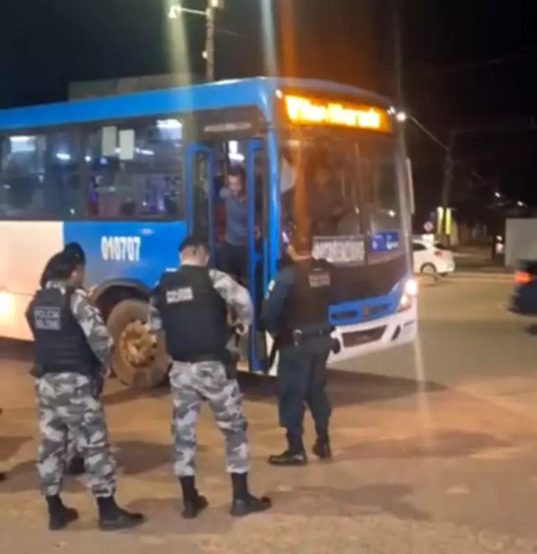 Homem é preso após tentativa de assalto a ônibus em Santarém, no Pará