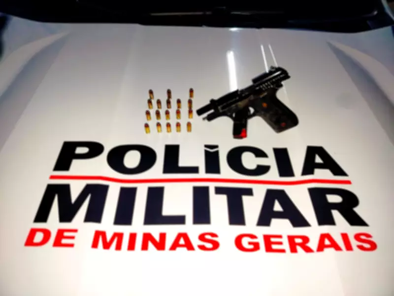 Homem é preso com pistola na cueca após tentar fugir de abordagem em evento