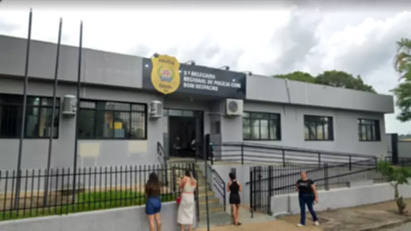 Homem é preso em flagrante por agredir esposa com pauladas e tijoladas em Lagoa da Prata