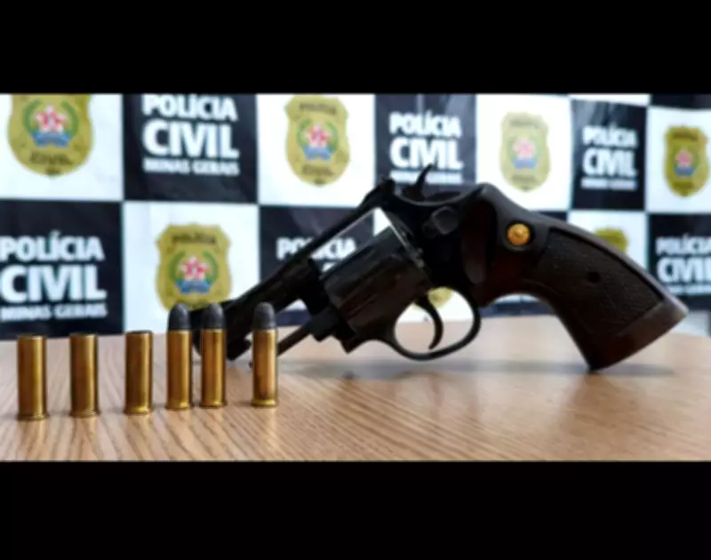 Homem é preso por sequestro e porte ilegal após render mototaxista em Pedra Azul