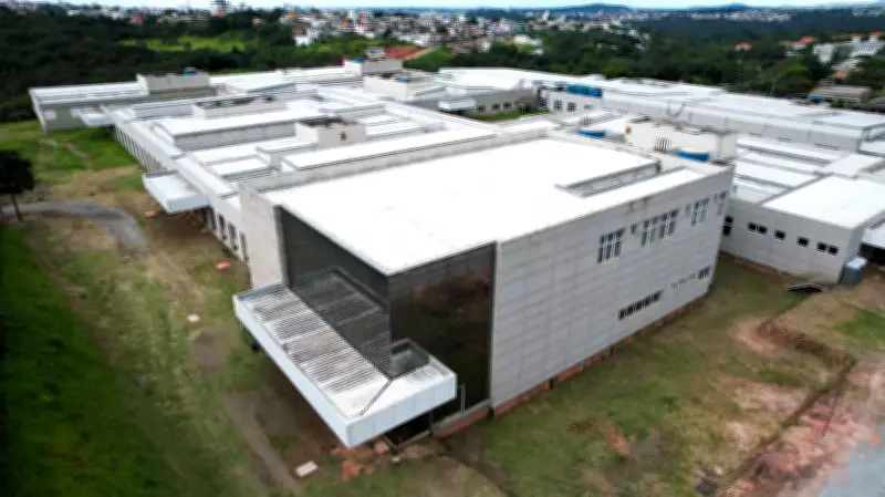 Hospital Regional de Divinópolis é inaugurado após 16 anos de espera e obras paralisadas