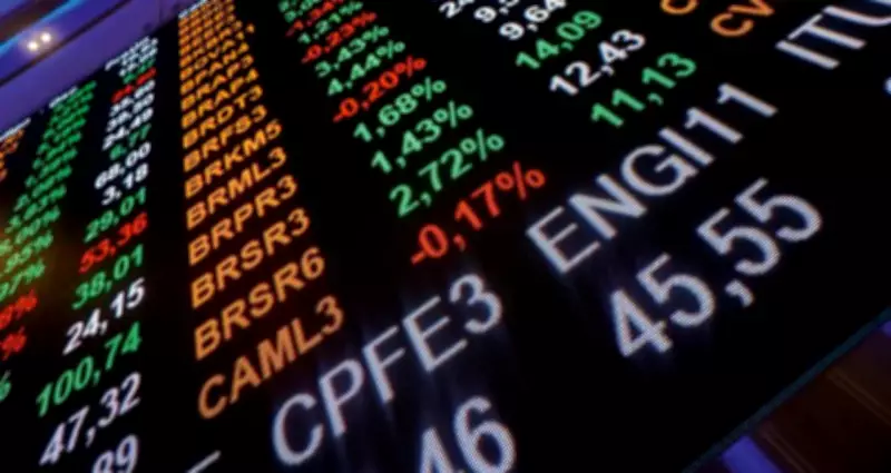 Ibovespa cai com foco em dados fiscais e balanços; dívida/PIB alta preocupa