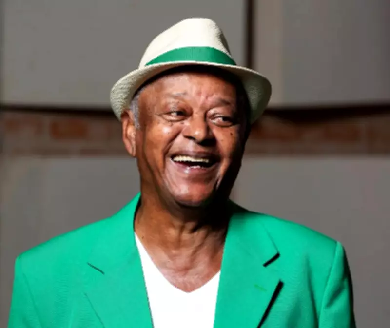 Ideval Anselmo, ícone do samba-enredo paulistano, morre aos 85 anos em São Paulo