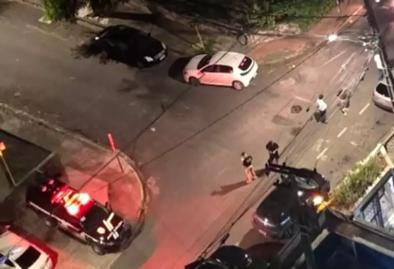 Idoso de 60 anos morre baleado em tiroteio entre policiais e criminosos no Recife