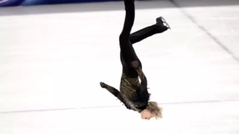Ilia Malinin faz história com backflip proibido e leva EUA ao ouro nas Olimpíadas de 2026