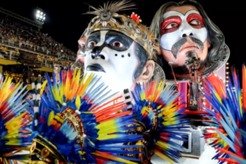 Imperatriz Leopoldinense alega prejuízo na evolução por carros alegóricos parados