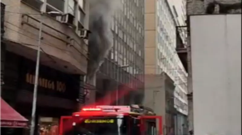Incêndio atinge restaurante no Centro do Rio de Janeiro nesta segunda-feira