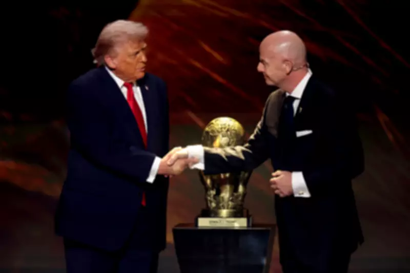 Infantino defende Prêmio da Paz da Fifa a Trump e fim do veto à Rússia