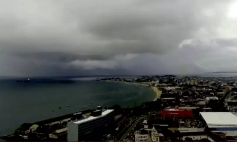 Inmet emite alerta amarelo para chuvas intensas em 39 cidades da Bahia