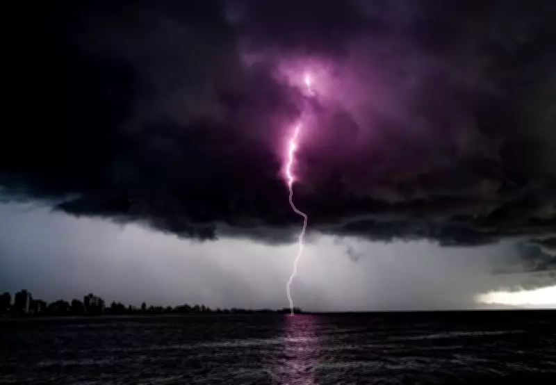 Inmet emite alerta de 'grande perigo' para chuva intensa em Santa Catarina