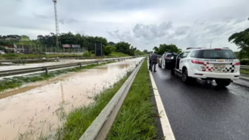 Inundações em Taubaté: Rodovia Floriano interditada há mais de 30 horas