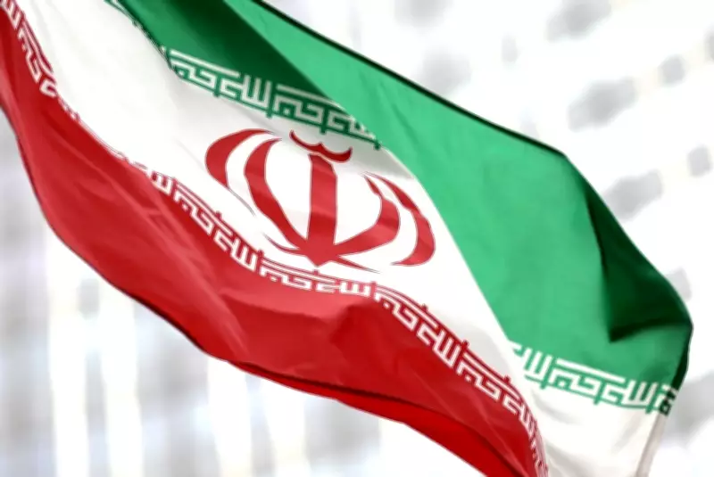 Irã aceita diálogo com EUA sobre programa nuclear, mas exige fim de ameaças