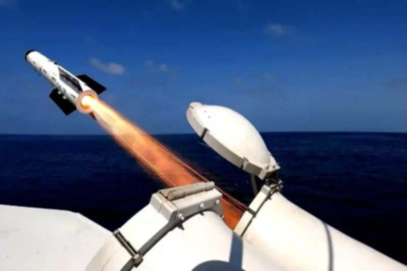 Irã adverte EUA durante exercício militar e negociações nucleares tensas em Genebra