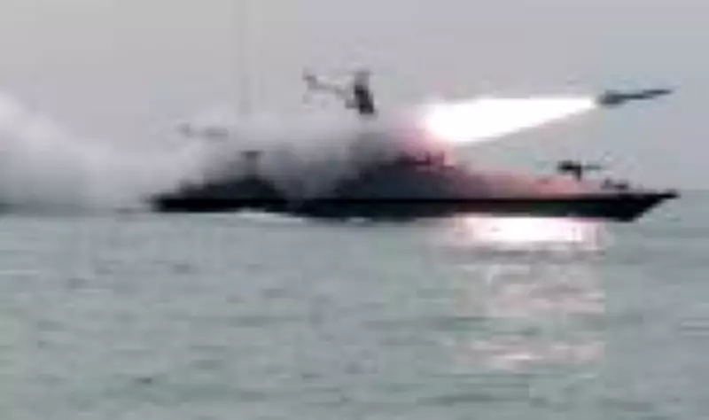 Irã fecha parcialmente Estreito de Ormuz em exercício militar e eleva tensão em rota vital do petróleo