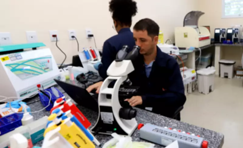 Jacareí inaugura laboratório na UPA e reduz tempo de exames em 75%