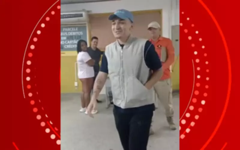 João Gomes inicia processo da primeira CNH em Camaçari e interage com servidores