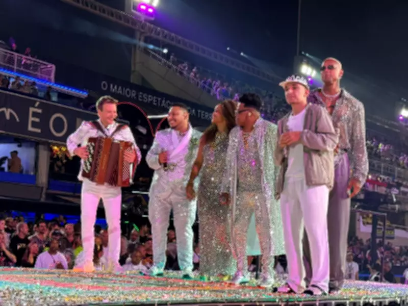 João Gomes, Michel Teló e Leo Santana agitam Sapucaí antes do Desfile das Campeãs