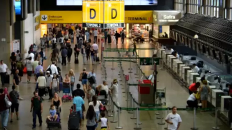 Jovem de 20 anos é detido por trote sobre bomba no Aeroporto de Guarulhos