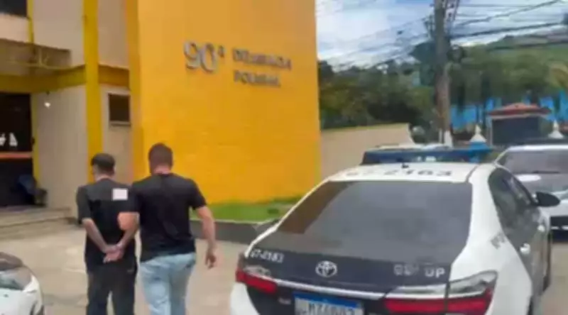 Jovem de 22 anos é preso em Volta Redonda após condenação por tráfico e porte ilegal de arma