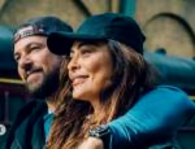 Juliana Paes revela conversa sobre relacionamento aberto e busca terapia de casal