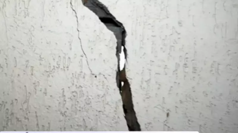 Justiça de MG condena prefeitura e vizinho por danos em casa com rachaduras