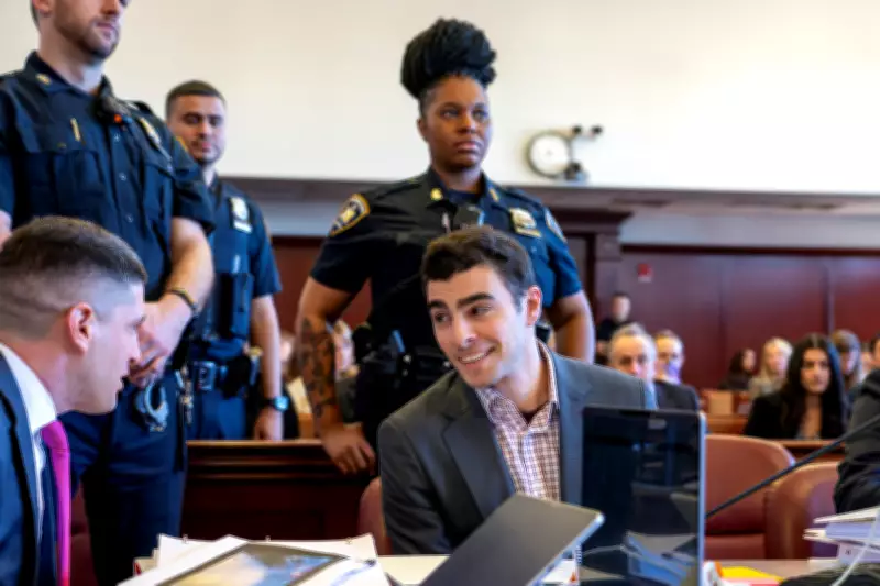 Justiça de Nova York marca julgamento de Luigi Mangione por assassinato de CEO