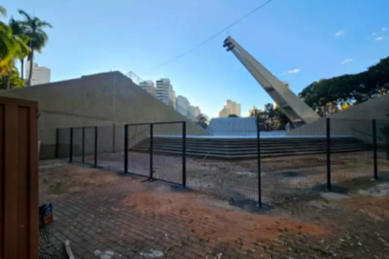 Justiça exige explicação sobre gradis no Centro de Convivência de Campinas