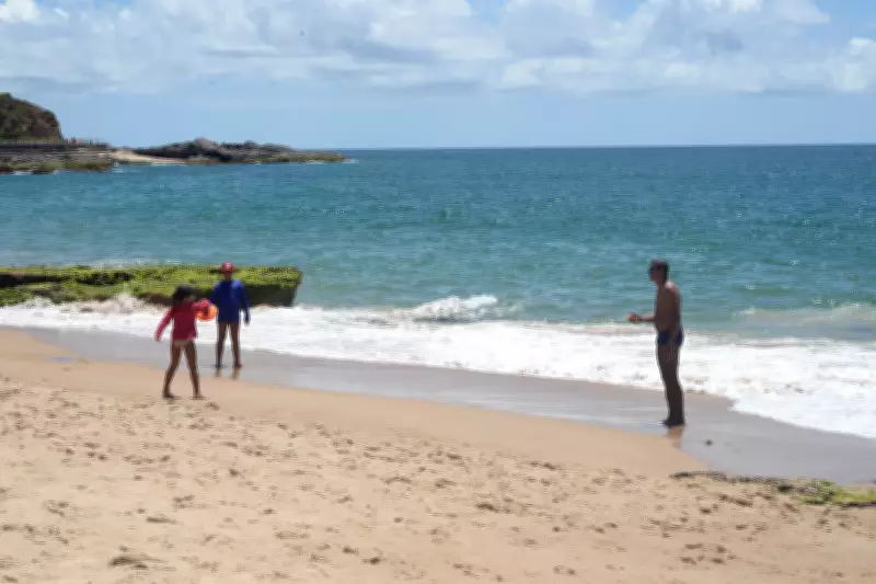 Justiça suspende alvarás de prédios de luxo na Praia do Buracão em Salvador