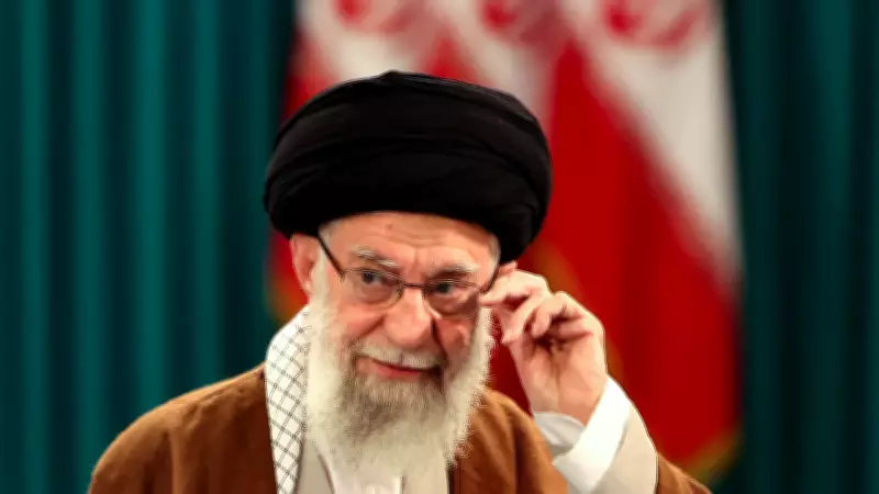 Khamenei classifica protestos no Irã como golpe de Estado e ameaça guerra regional