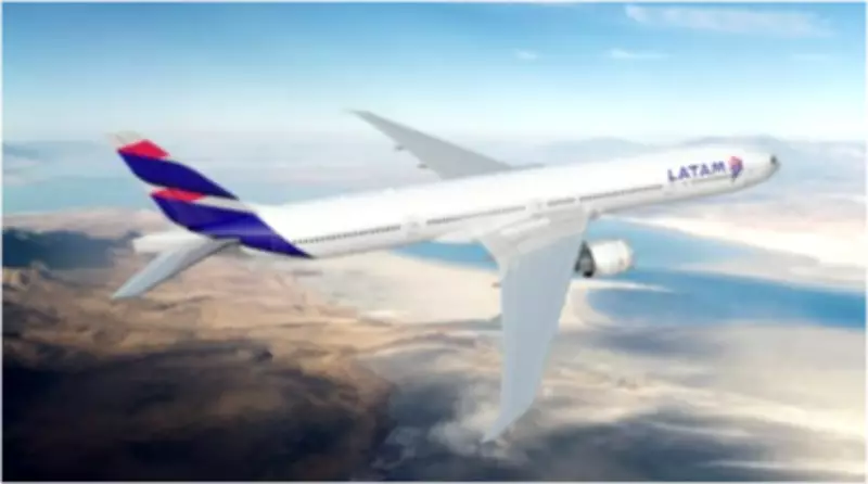 Latam aborta decolagem em Guarulhos após superaquecimento de motor; passageiros relatam terror