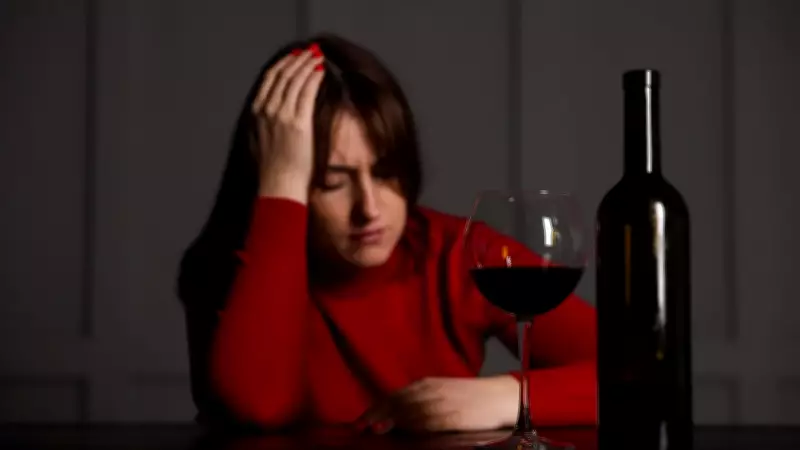 Álcool e refrigerantes: como essas bebidas podem agravar os sintomas da depressão