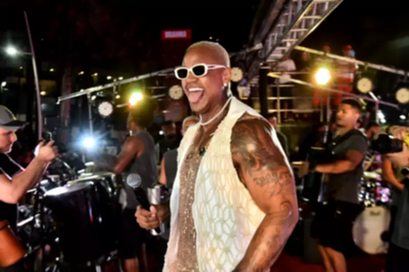 Léo Santana Comanda Pipoco em Salvador com Alterações no Trânsito e Transporte