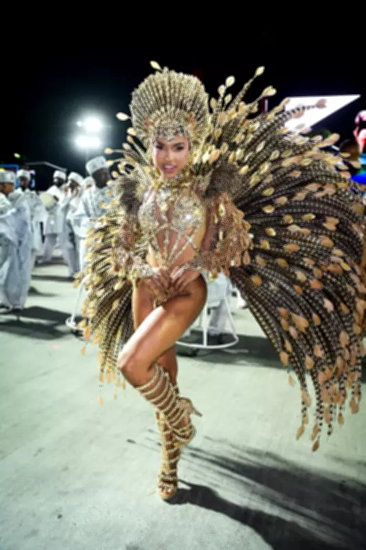 Última Noite de Desfiles na Sapucaí Reúne Quatro Escolas de Samba