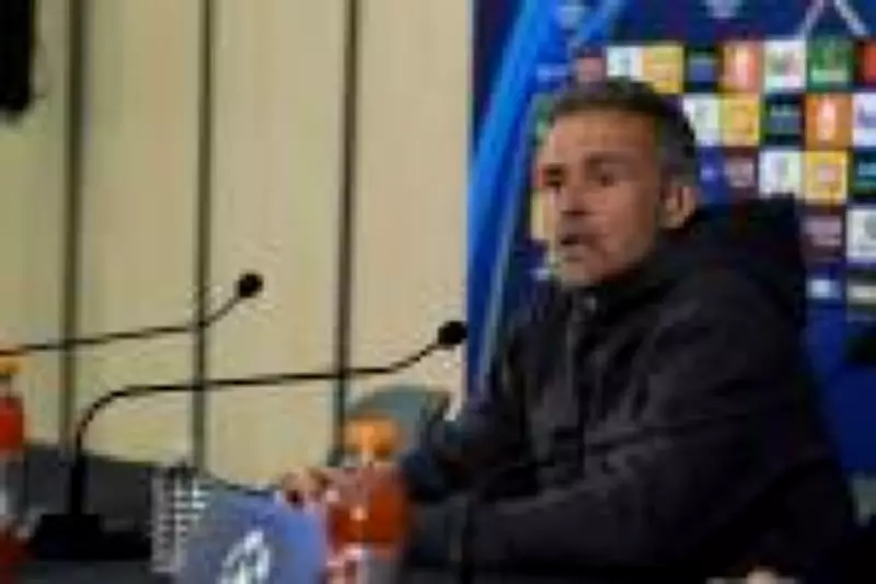 Luis Enrique minimiza acusação de racismo contra Vini Jr. enquanto outros técnicos europeus apoiam
