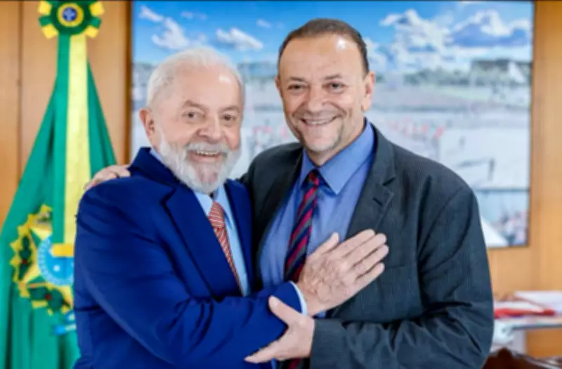 Lula e PT intensificam aproximação com Centrão para evitar isolamento político