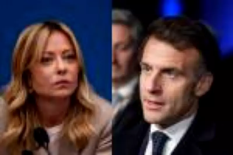 Macron e Meloni trocam farpas após assassinato de jovem de extrema-direita na França