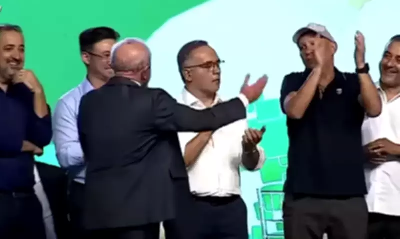 Marca na cabeça de Lula é resultado de procedimento dermatológico simples