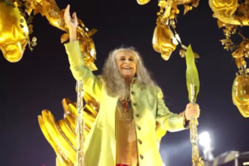 Maria Bethânia recebe Beija-Flor em casa: encontro histórico une samba e tradição