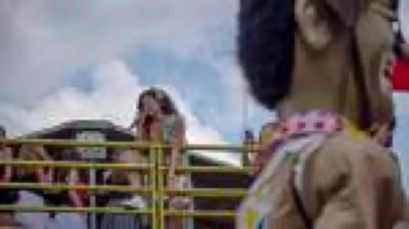 Mariana Aydar celebra desafios e alegrias de puxar trio elétrico no Carnaval de São Paulo