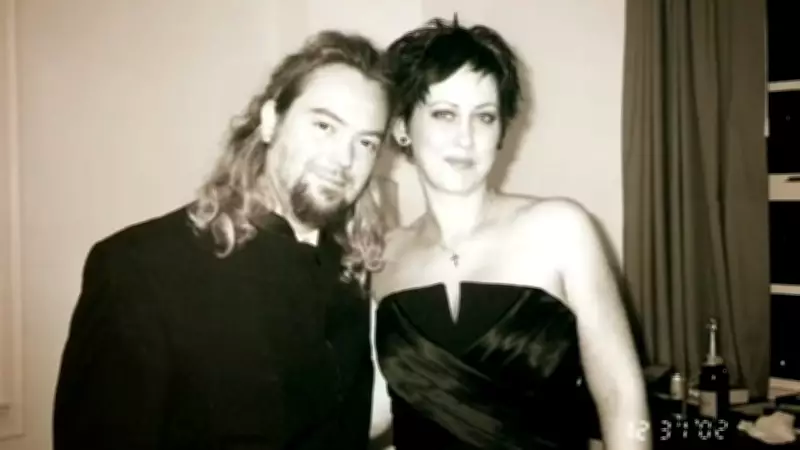 Max Cavalera anuncia morte de filha Christina após longa batalha contra doença