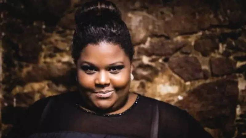 MC Carol é assaltada por homens armados em São Gonçalo, RJ