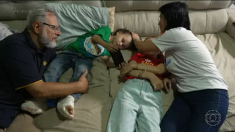 Mãe de menino autista que caiu do 10º andar relata julgamento: 'Não sabem o que é conviver'