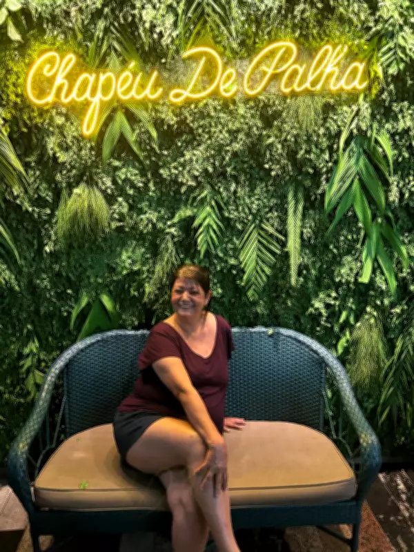 Mãe de quatro filhos é uma das vítimas de tiroteio em padaria na Grande BH