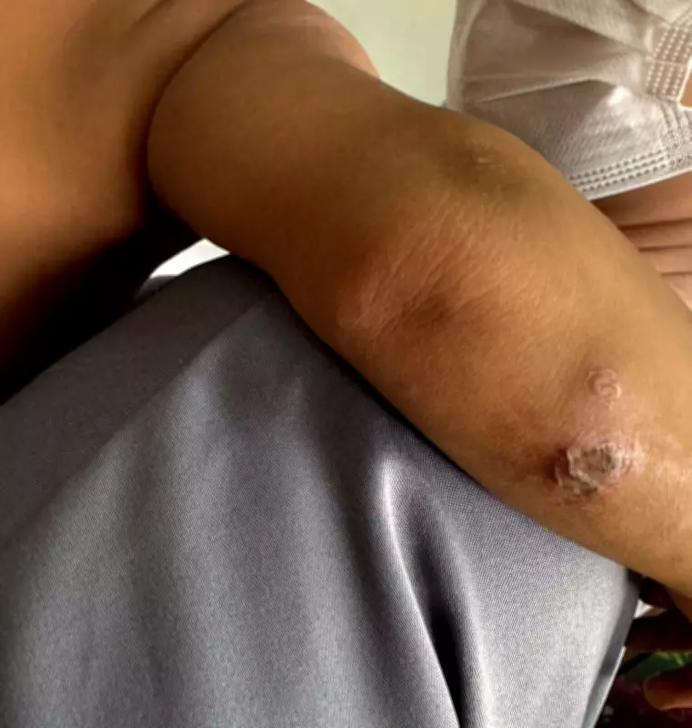 Mãe é presa por abandono e maus-tratos a filhos gêmeos de um ano em Alagoas